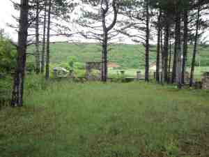 Današnje stanje spomenika u Čelebiću, maj 2013. godine